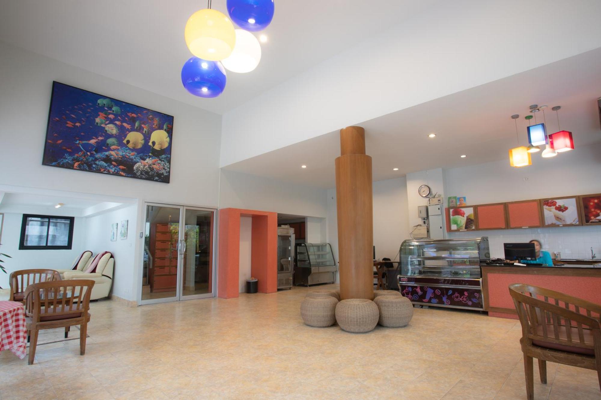 The Corner Apartment Patong Bagian luar foto