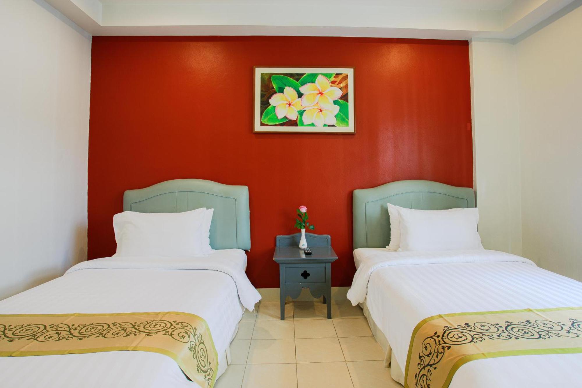 The Corner Apartment Patong Bagian luar foto