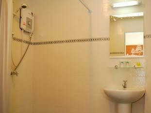 The Corner Apartment Patong Bagian luar foto